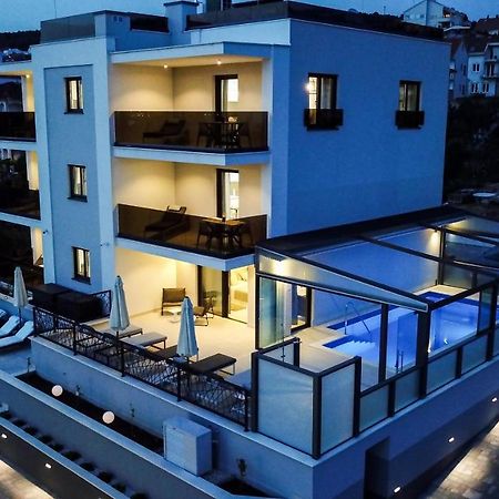 Villa 23 A Heated Pool Trogir Exterior foto