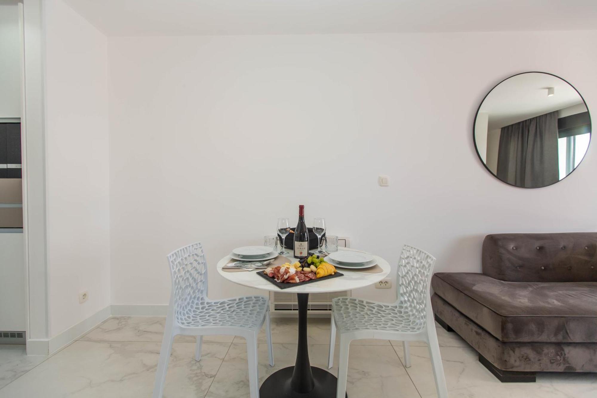 Villa 23 A Heated Pool Trogir Exterior foto